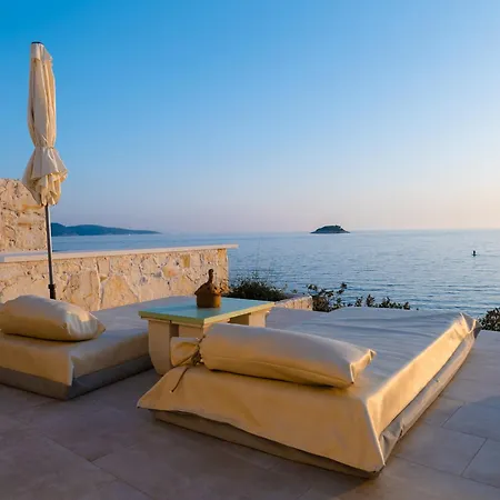 Kamen Apartment Vela Luka
